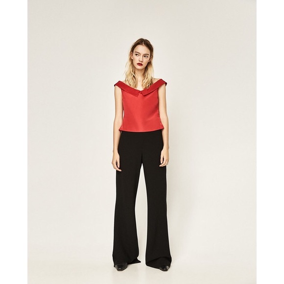 🎉 CLOSET CLEAROUT! NWOT - Zara Elegant Red Top - Picture 6 of 7